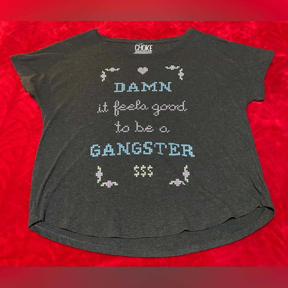 XL Perfect Condition Damn it feels good to be a gangster in cross stitch!😂🤣😂🤣 - Picture 4 of 11